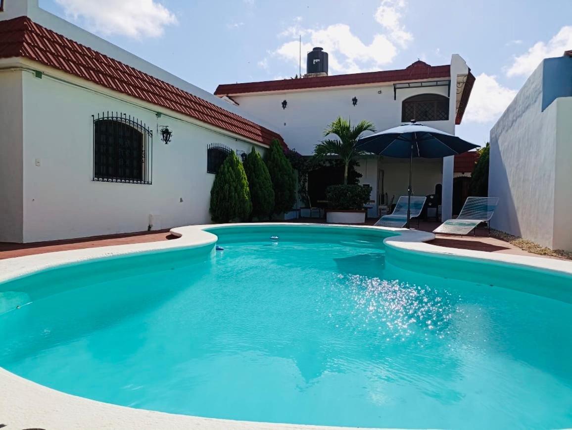 Villa Bugambilia Colonial Charm With Spacious Design And Private Pool Five Minutes From Downtown Mérida Exterior foto